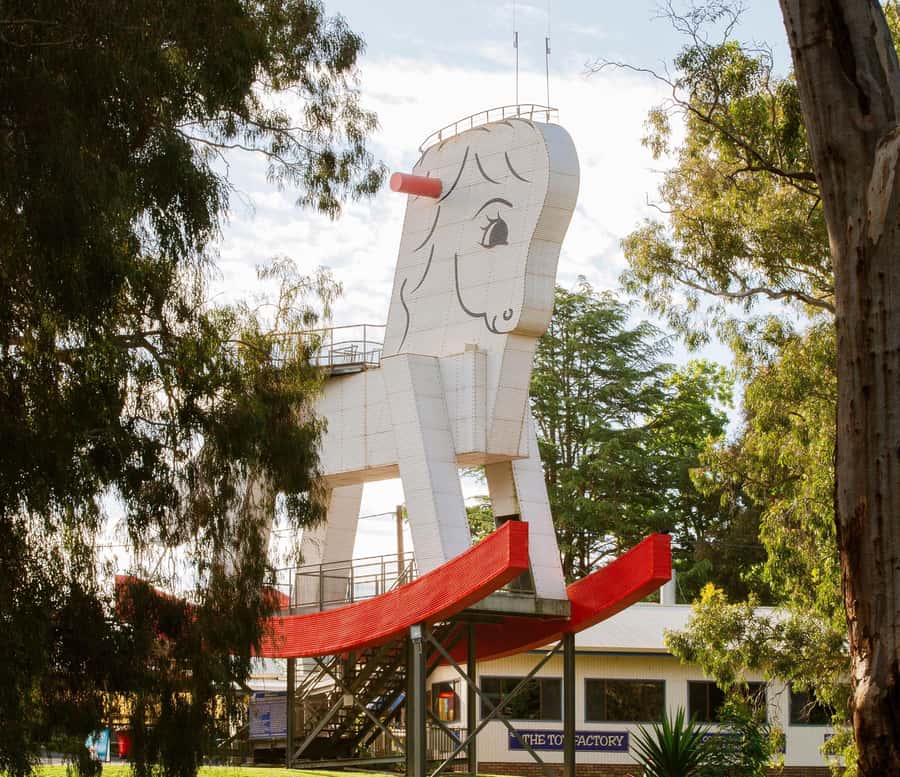 Adelaide: Barossa Day Out: Wines, Brewery, Chocolate & Lunch - Lambert Estate combines wine tasting and lunch