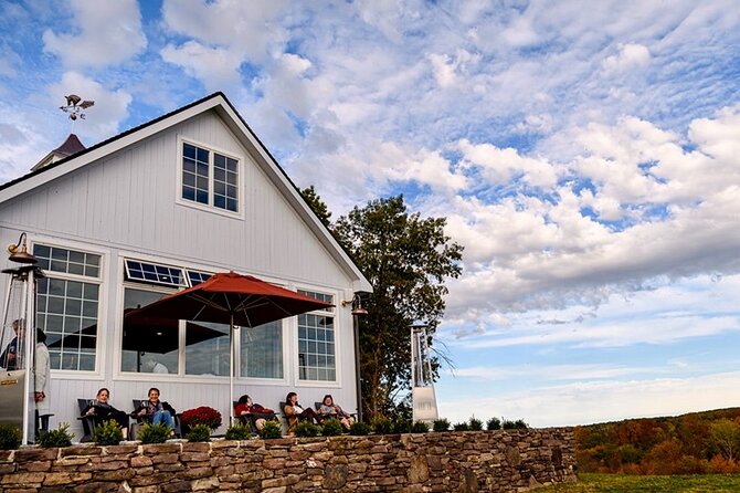 All Inclusive VIP Wine or Beer Tour in Hudson Valley - A hearty lunch and thoughtful local snacks