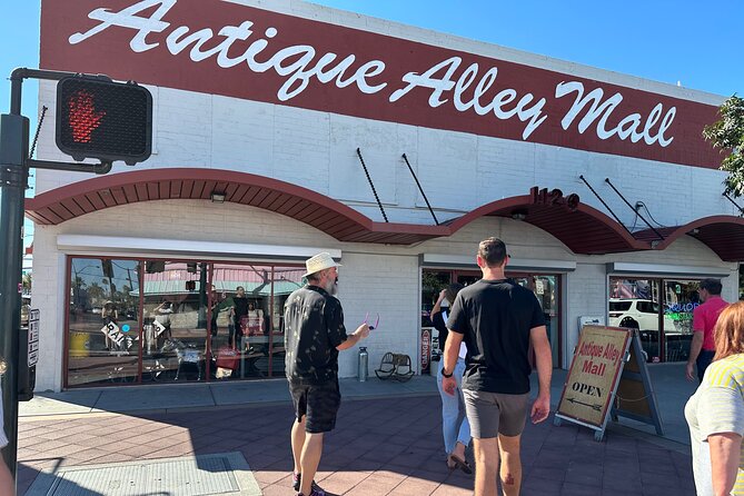 Arts District & Brewery Row - Where the Las Vegas Locals Go - Finding 18b at the Paintbrush Gateway