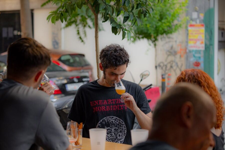 Athens: Walk and Beer Tasting - What the $73 price gets you