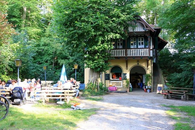 Bamberg Countryside Breweries Beer Hike Food Experience - Memmelsdorf: a gentle start among churches and breweries