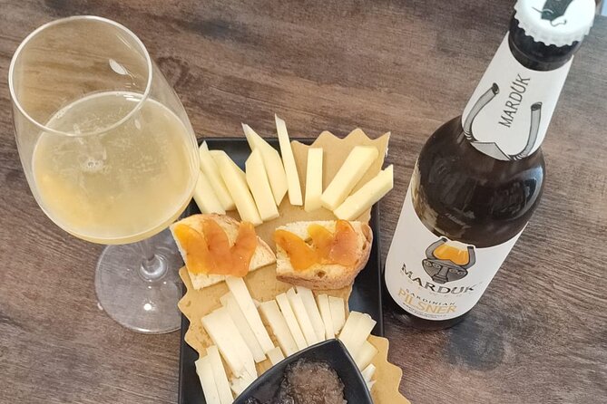 Beer tasting | Cagliari: Private artisan beer and cheese tasting - Bread, olives and a lighter food pairing