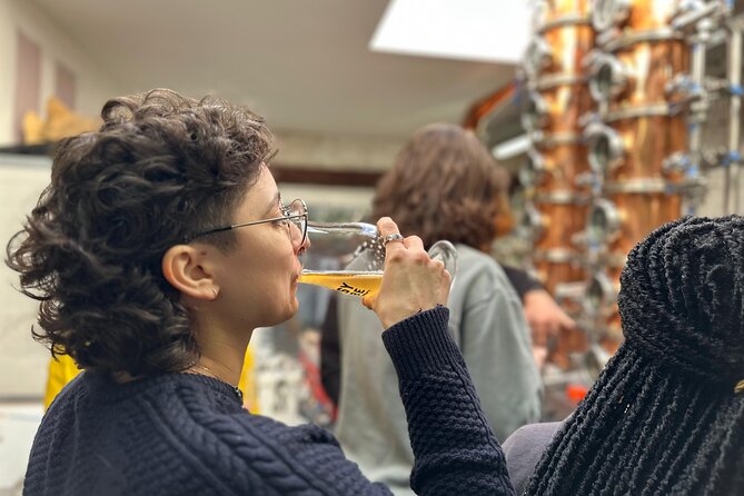 Beer tasting in a Brussels Micro Brewery and Distillery - The two tastings, served in 16cl glasses
