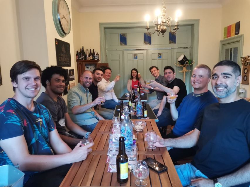 Beer Tasting with Local Beer Sommelier in Brussels - Why the private group format matters
