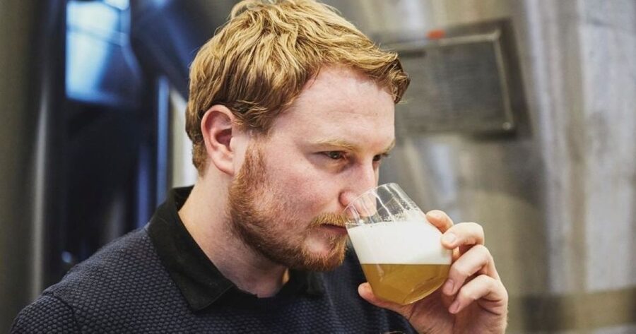 Berlin: BRLO BRWHOUSE Tour and Craft Beer Tasting - The first 45 minutes: beer, ingredients, and the brewhouse