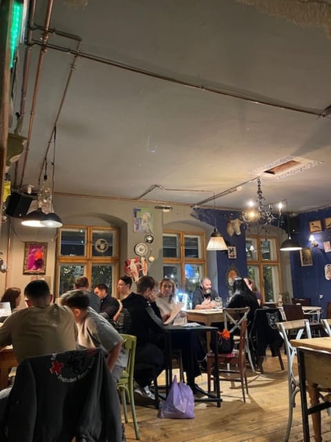 Brașov Top Craft Beer & Secret Bars Tour with Local Guide - What the small group changes