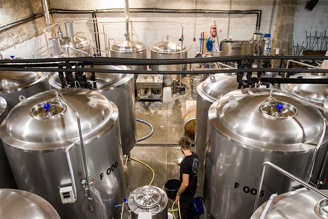 Brewery Tour with Food included - What makes this different from a regular bar stop