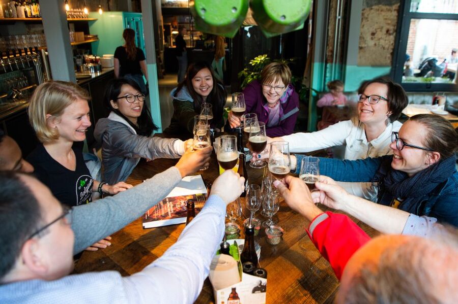 Bruges: Belgian Beer Tour with Chocolate Pairing - Starting in a Bruges beer spa