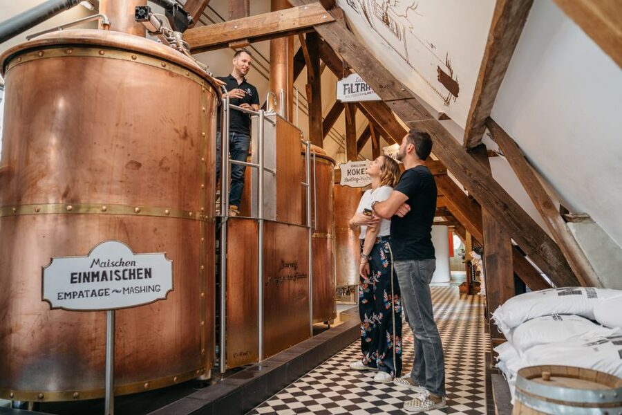 Bruges: Bourgogne des Flandres Brewery and Distillery Visit - Who should book this experience