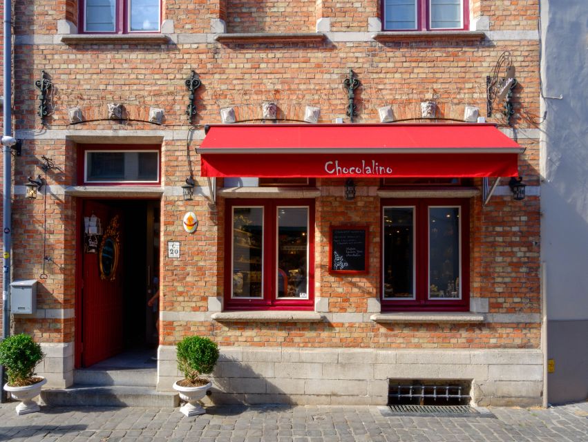 Bruges: Guided Tour & Boat Ride with Optional Beer Tasting - Lake of Love and the Beguinage