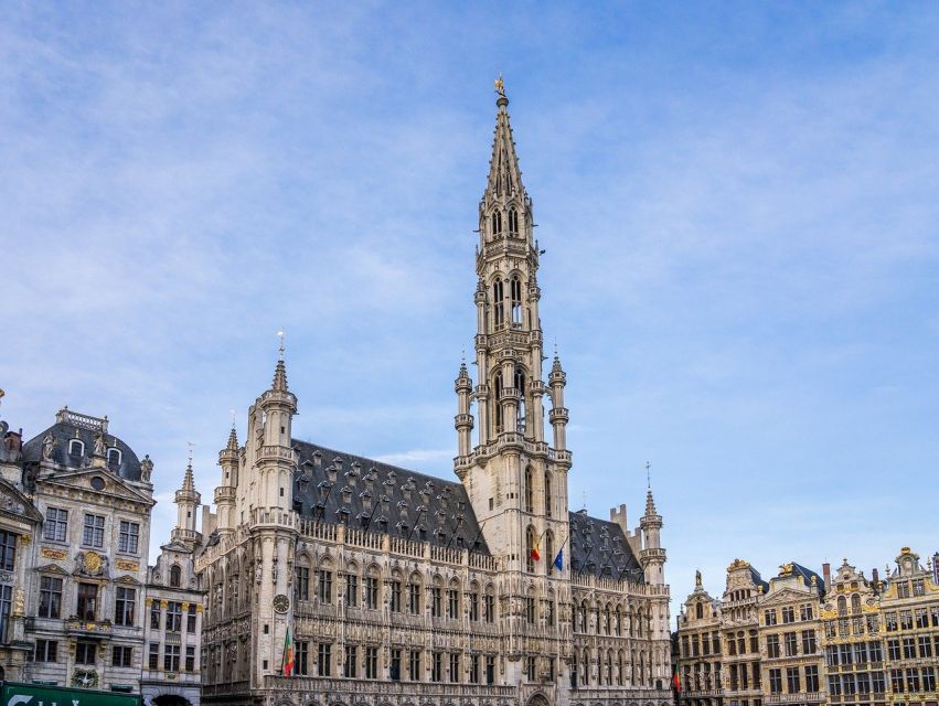 Brussels: Beer Tasting with a Local Guide - A beer route through Brussels, not just a bar crawl