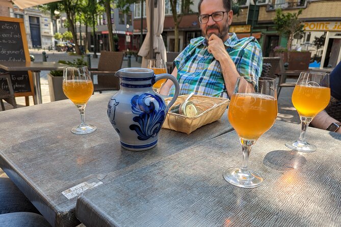 Brussels Beer tour - private tour with real Belgian guide - Timing, meeting point, and getting around