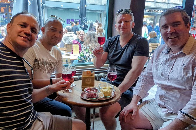 Brussels Beer tour - private tour with real Belgian guide - What the guide adds to the experience
