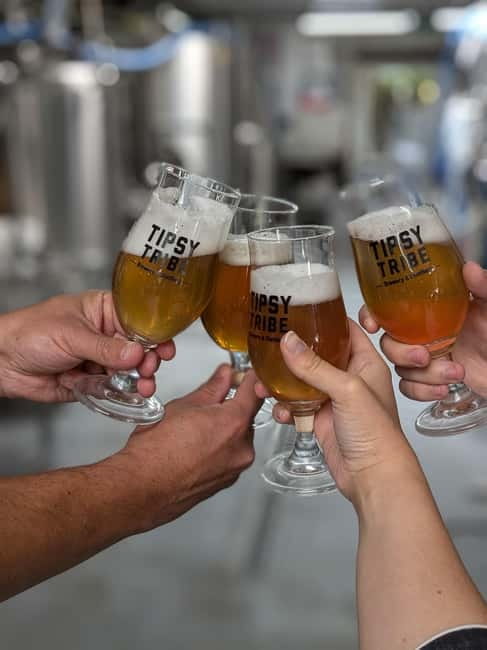 Brussels: micro brewery & distillery tour + beer tasting - The two-beer tasting, measured and practical