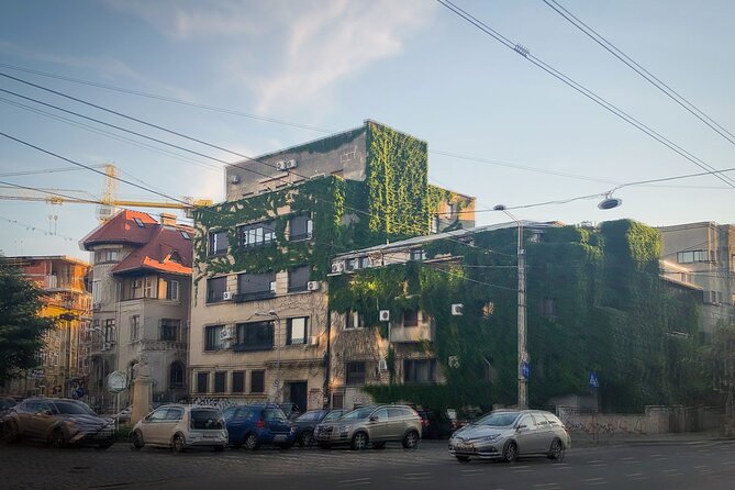 Bucharest: Craft Beer Tour with Traditional Meal Included - Finishing with another pint