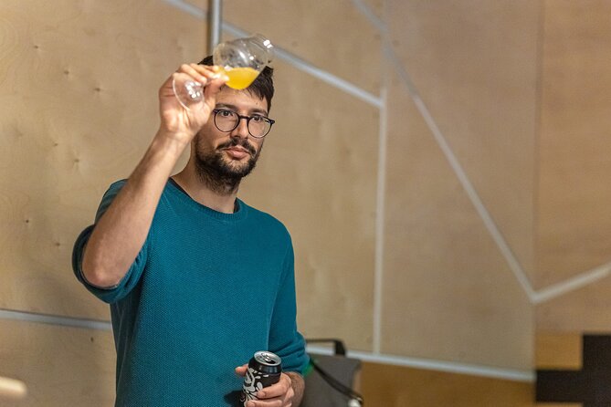 Budapest Beer Experience: 2-Hour Guided Craft Beer Tasting - The IPA and cheese pairing
