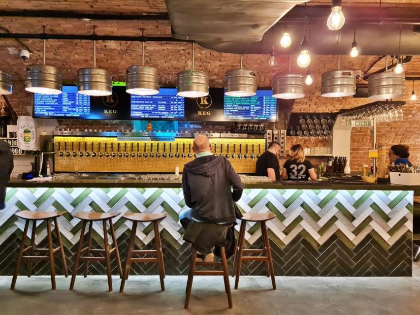 Budapest Craft Beer Tour - The first stop: getting your bearings with a local beer