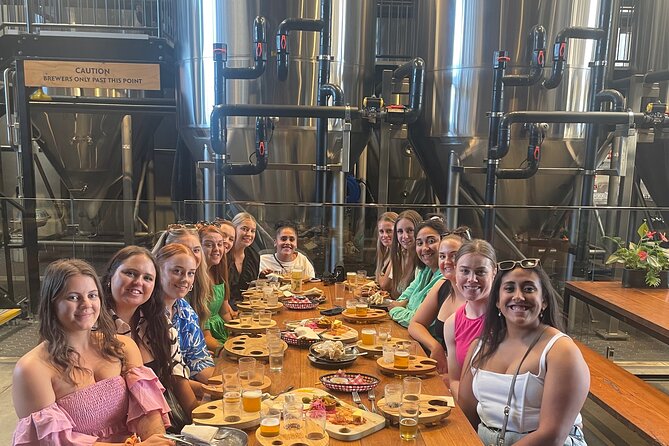 Byron Bay Brewery & Distillery Tour: Tastings, Lunch & transfers - Common People Brewing and the lunch break