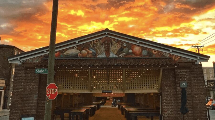 Charleston: Craft Beer and Cocktails Guided Tour - Why this Charleston bar tour works
