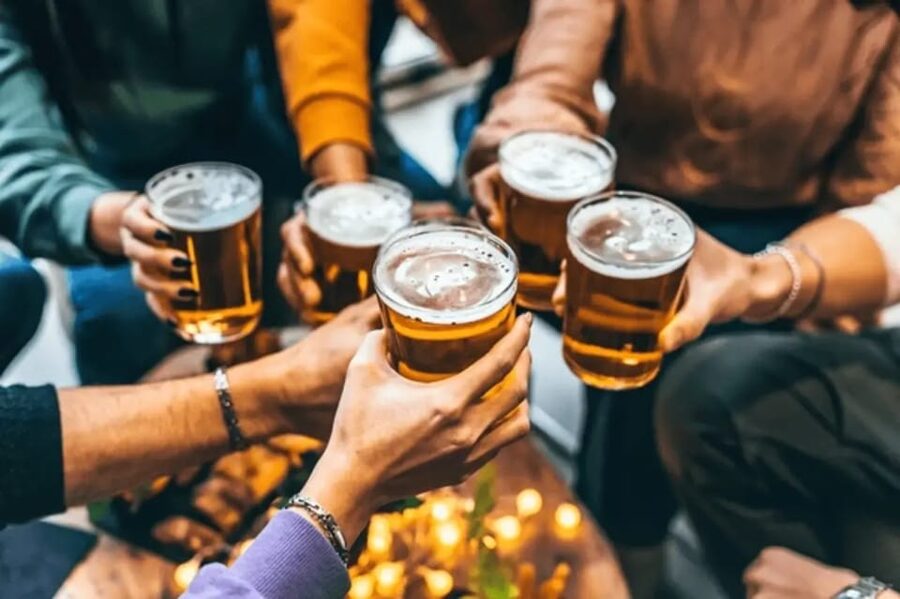 Charleston: Craft Beer and Cocktails Guided Tour - Meeting at 54 N Market Street