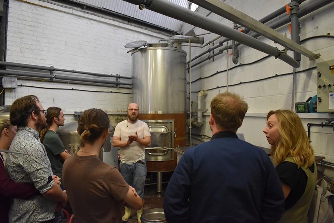 Craft Beer Tour around Manchester - From city-centre bars to Manchester breweries