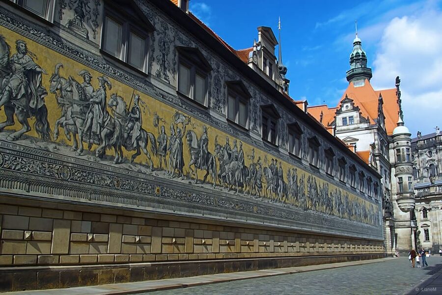 Dresden: Guided Beer Tour of the Historic Old City - The Pulverturm brewer’s feast