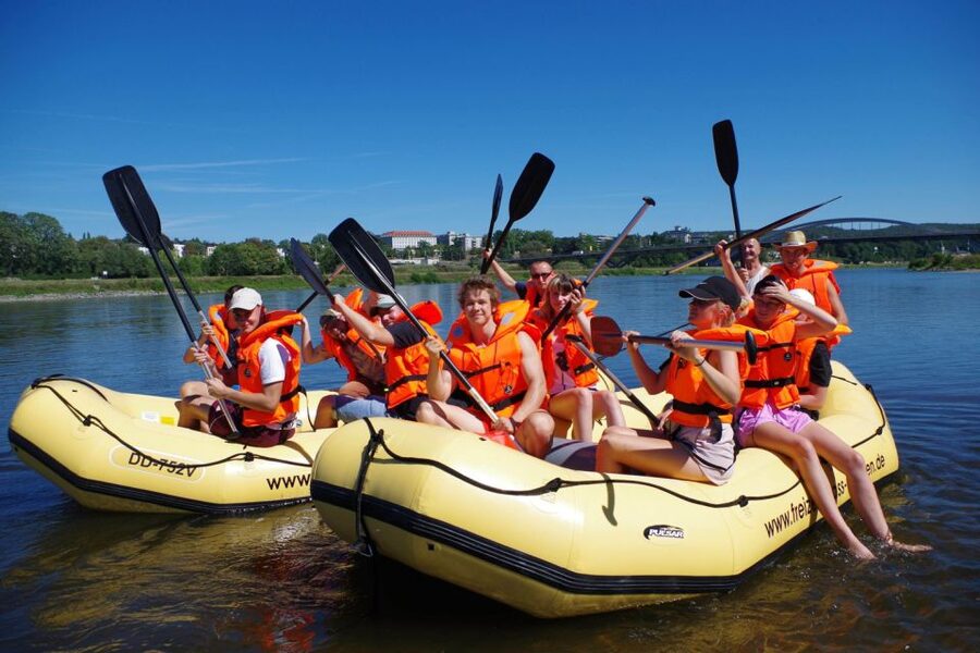 Dresden: Private Inflatable Boat Tour with Beer Garden Stop - What the private format really adds