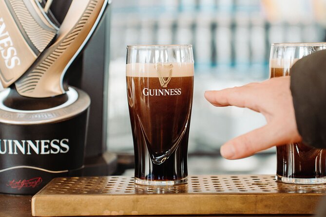Dublin Jameson Distillery and Guinness Brewery Guided Tour - Finishing with a pint at the Gravity Bar