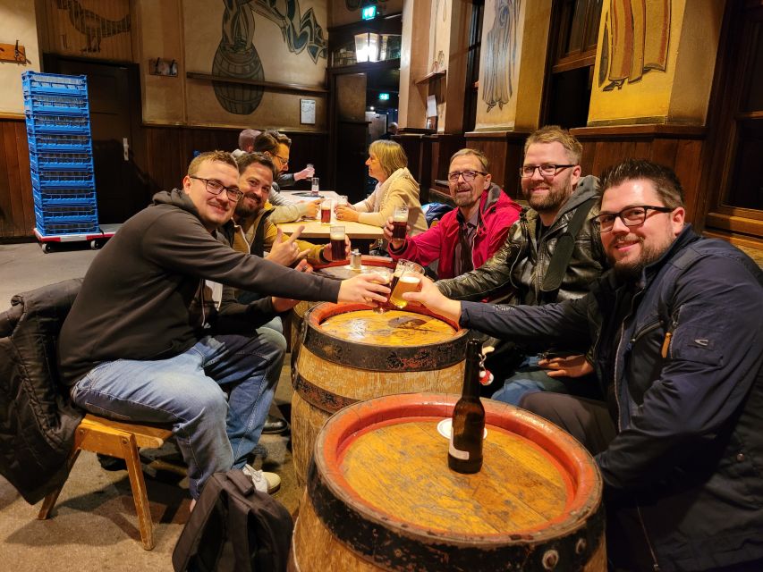 Düsseldorf: Guided Beer Tour with 4 Beers & a Flexible Route - Stop three: seeing the local beer scene in a wider frame