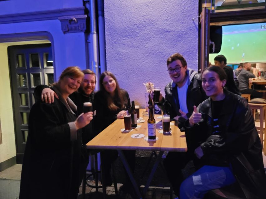 Düsseldorf: Guided Beer Tour with 4 Beers & a Flexible Route - Stop four: finishing with a useful local plan