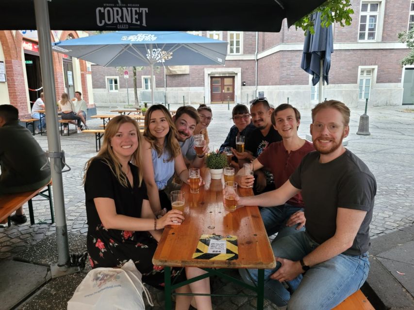 Düsseldorf: Guided Beer Tour with 4 Beers & a Flexible Route - Walking, accessibility, and the practical details