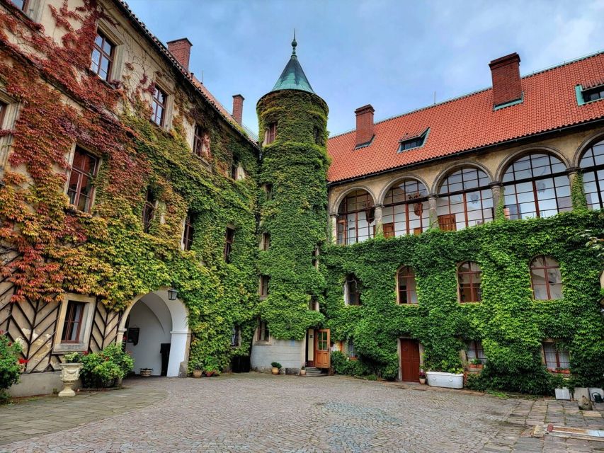 From Prague: Hike, Castle and Brewery in Bohemian Paradise - Who should book this day trip