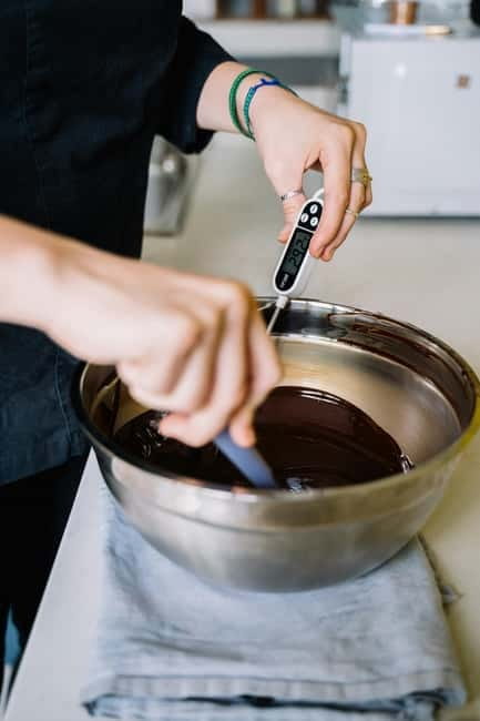 Ghent: Belgian Chocolate Making Workshop with Beer Tasting - A closer look at the two-hour schedule