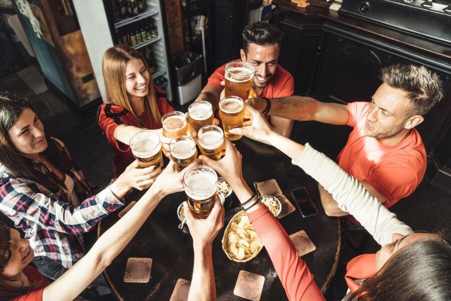 Hamburg: Schanzenviertel Food and Beer Tour - Starting at Ratsherrn brewery