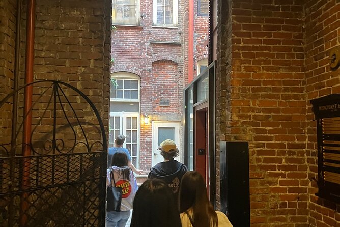 Haunted Underground Shanghai Tunnel Tour with Brewery Tastings - What the Portland underground experience really is