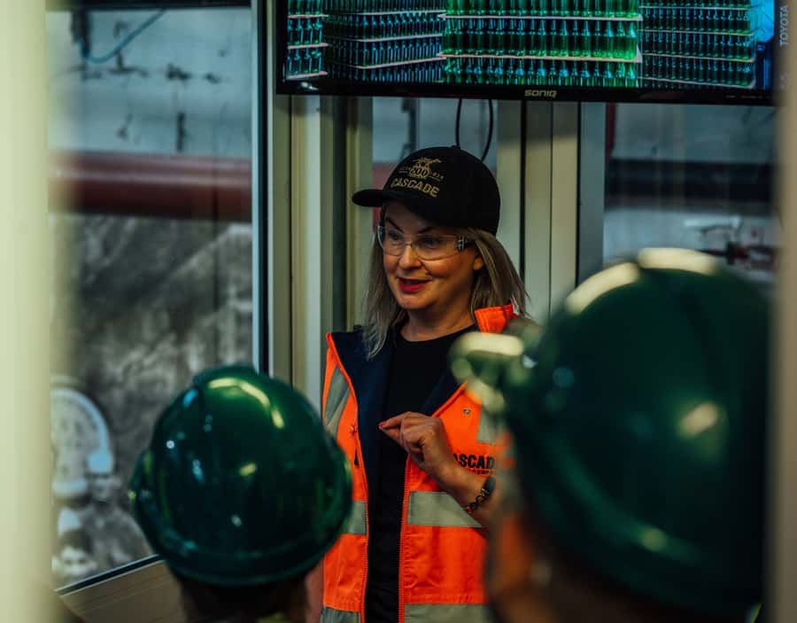 Hobart: Cascade Brewery Experience - Staying for food, gardens, and photographs