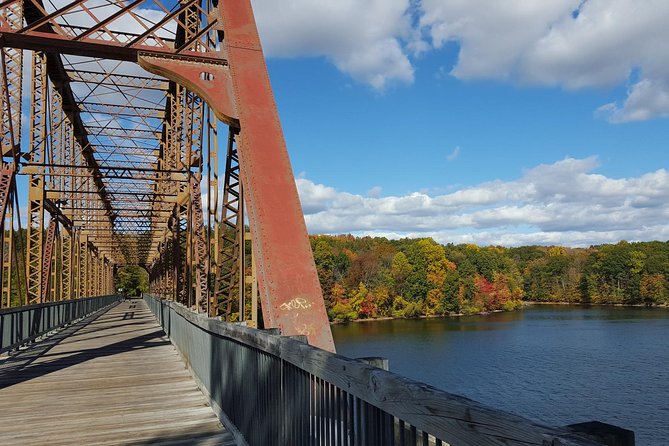 Hudson Valley Craft Brewery Bike Tour - A halfway picnic that breaks up the mileage