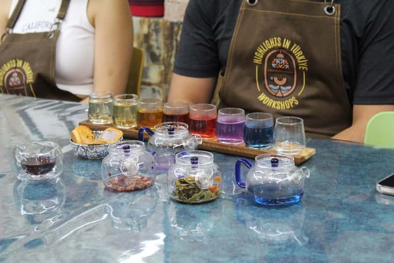 Istanbul: World Teas & Turkish Tea Brewing, Tasting Workshop - Five teas, five different personalities