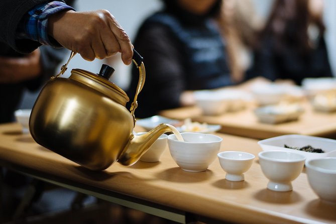 Korean Brewery - Bukchon’s small workshop and the 10th-generation artisan