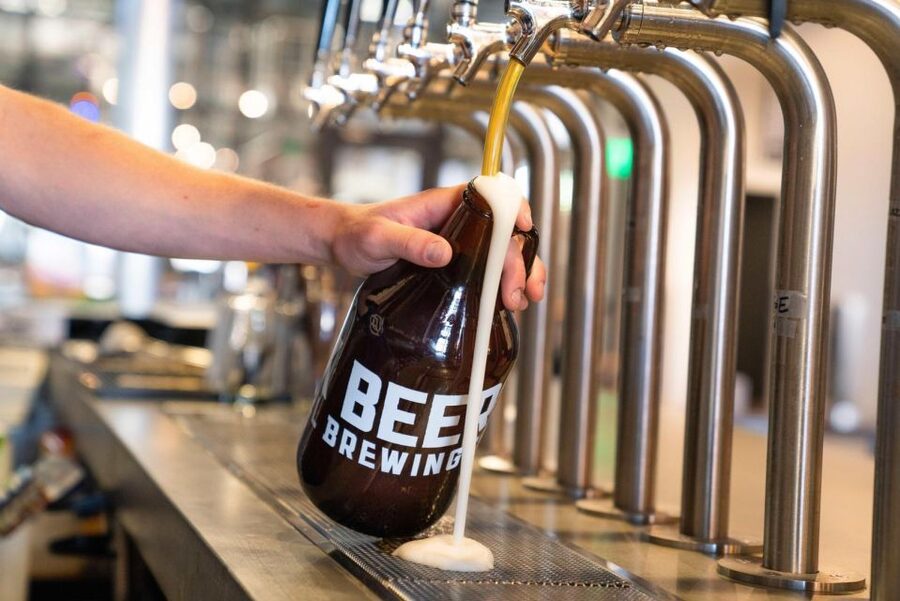 Lancaster: Downtown History and Craft Beer Walk - Lancaster’s market and theater traditions