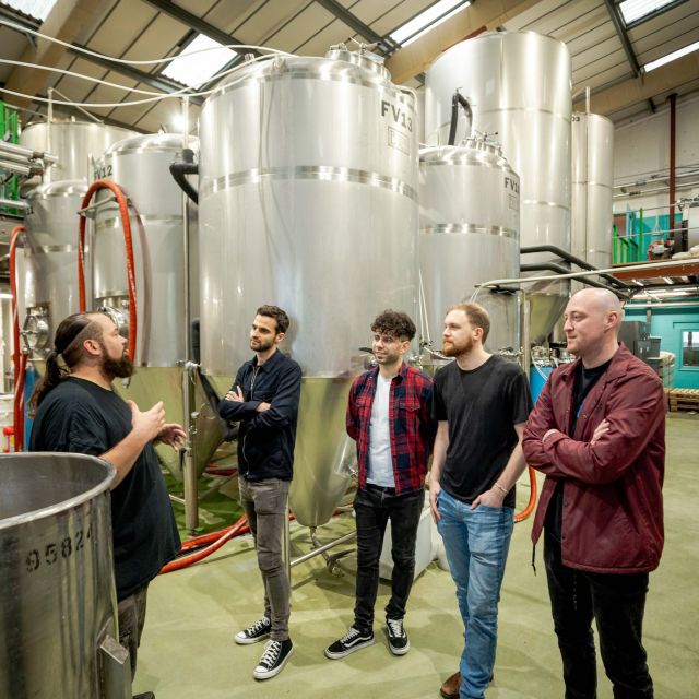London: Craft Brewery Tour with Tasting of 4 Beers - Is $26.94 a fair price?