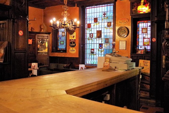 Marc's Brussels Beer Tasting Tour - Starting at Grand Place and finding the old city