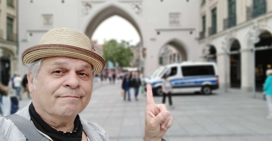 Munich: Bavarian Beer Walking Tour with Samples - Augustiner Stammhaus and the Bavarian beer hall tradition