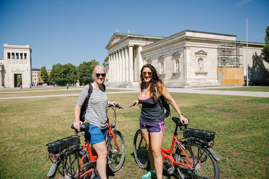 Munich: Bike Tour with Beer Garden Break - Bikes, safety, and comfort