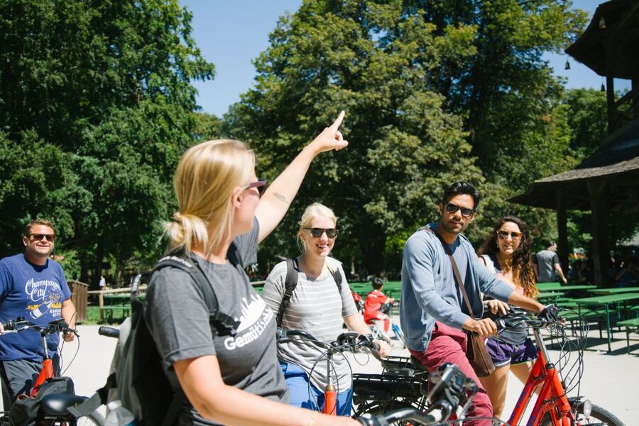 Munich: Bike Tour with Beer Garden Break - What the guides add to the ride