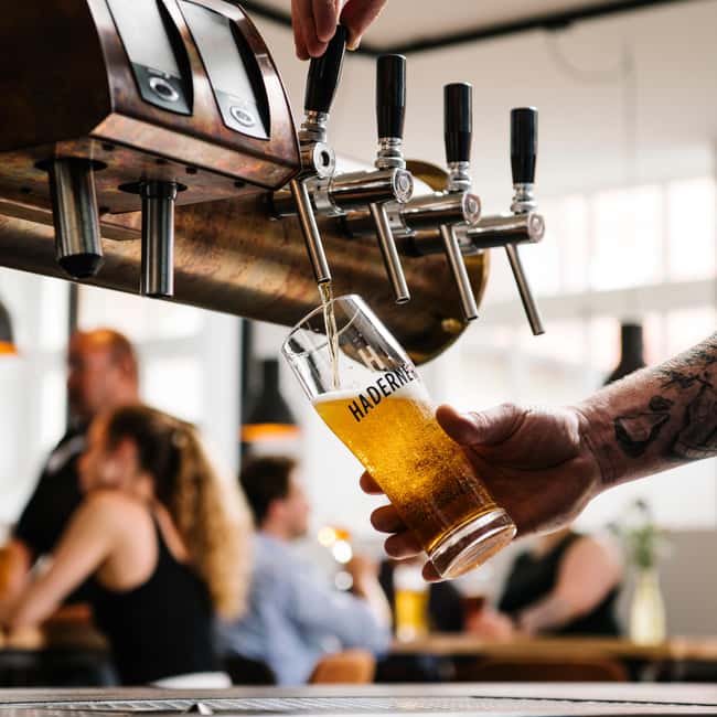 Munich: Brewery experience with beer & regional food - Language, age, and access