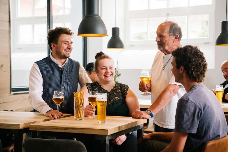 Munich: Brewery experience with beer & regional food - Starting at the Kleine Brauhaus