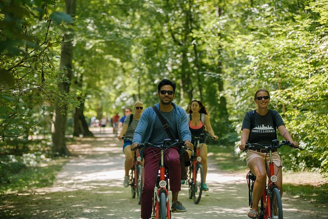 Munich City Bike Tour + Beer Garden Lunch Stop - Odeonsplatz and the Eisbach surfers