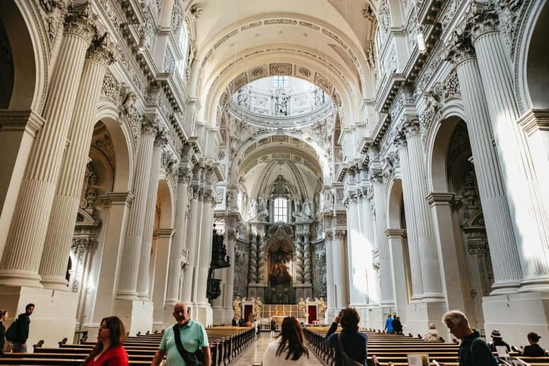 Munich: Guided City Tour by Bike with Beer Garden Stop - Weather, comfort, and family suitability