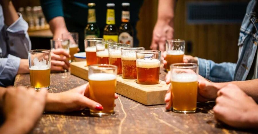 Nuremberg: World War 2 History Tour with Beer Tasting - Kongresshalle and the First Look at the Grounds